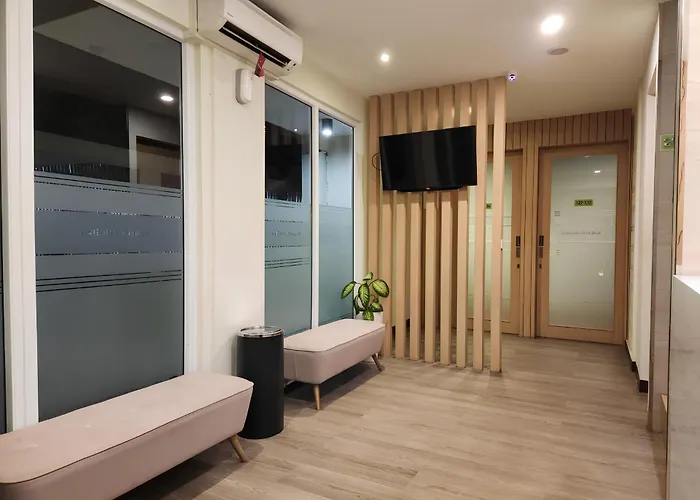 Whiz Capsule Hotel Thamrin Jakarta