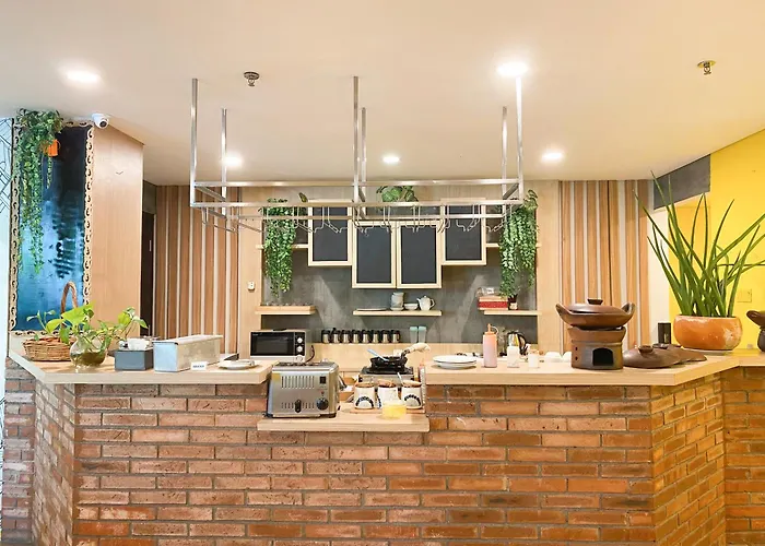 Verse Lite Hotel Gajah Mada
